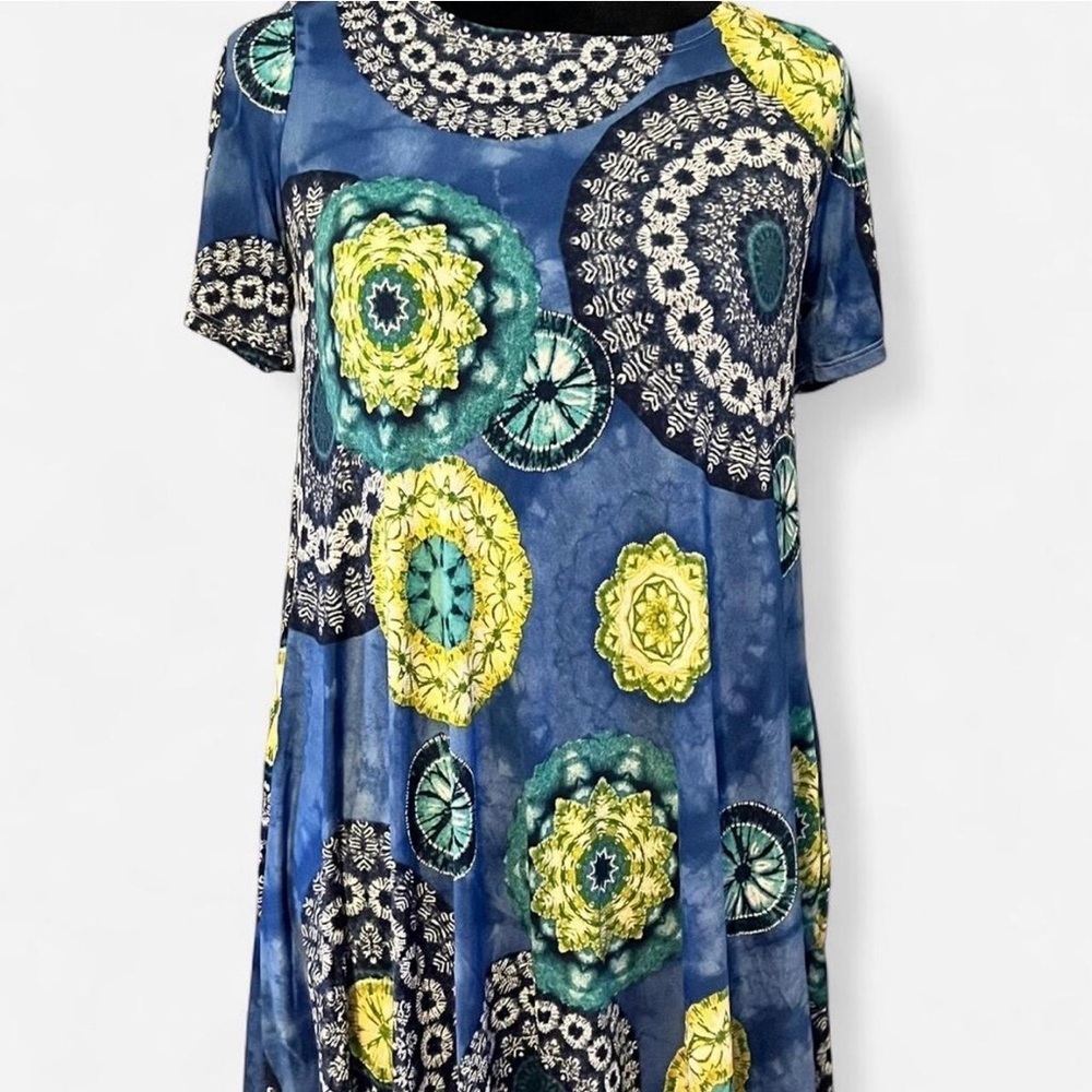 Tunic Top, Blue Yellow-Green Turquoise and White Detail, Pockets, Size Small - Picture 1 of 4